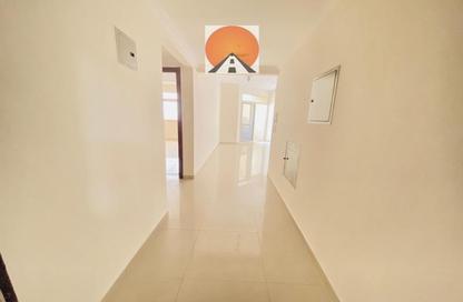 Apartment - 1 Bedroom - 2 Bathrooms for rent in Muwaileh 29 Building - Muwaileh - Sharjah