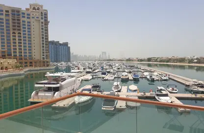 Apartment - 1 Bathroom for rent in Palm Views West - Palm Views - Palm Jumeirah - Dubai