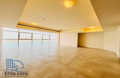 Apartment - 3 Bedrooms - 4 Bathrooms for rent in Al Falah Tower - Corniche Road - Abu Dhabi