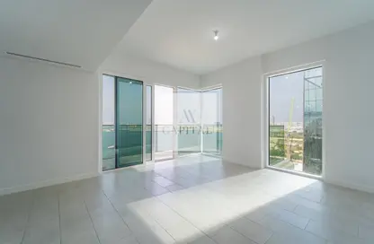 Apartment - 2 Bedrooms - 3 Bathrooms for rent in La Vie - Jumeirah Beach Residence - Dubai