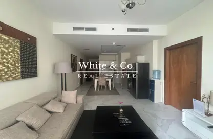 Apartment - 1 Bedroom - 2 Bathrooms for rent in Millennium Binghatti Residences - Business Bay - Dubai