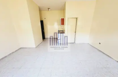 Apartment - 1 Bathroom for rent in Fire Station Road - Muwaileh - Sharjah