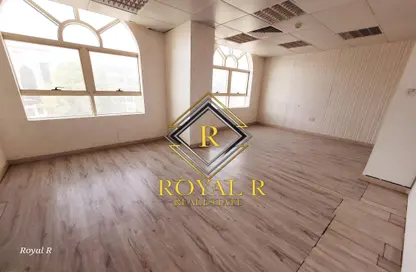 Office Space - Studio - 2 Bathrooms for rent in Hai Al Madheef - Central District - Al Ain