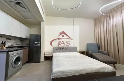 Apartment - 1 Bathroom for rent in Azizi Plaza - Al Furjan - Dubai