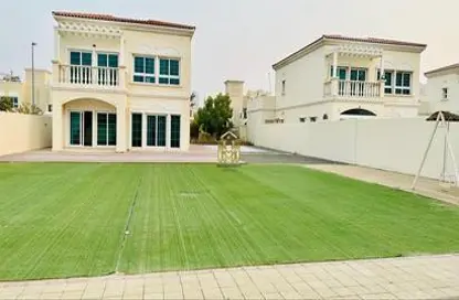 Villa - 2 Bedrooms - 3 Bathrooms for rent in District 16 - Jumeirah Village Circle - Dubai