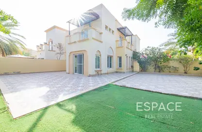 Outdoor House image for: Villa - 4 Bedrooms - 4 Bathrooms for rent in Springs 15 - The Springs - Dubai, Image 1