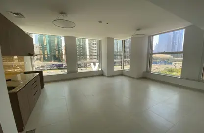 Apartment - 1 Bathroom for rent in World Trade Center - Dubai