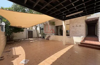 Villa - 4 Bedrooms - 3 Bathrooms for rent in 20 Villas Project - Al Khalidiya - Abu Dhabi