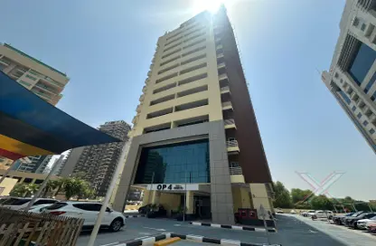 Apartment - 2 Bedrooms - 3 Bathrooms for sale in Olympic Park 4 - Olympic Park Towers - Dubai Sports City - Dubai