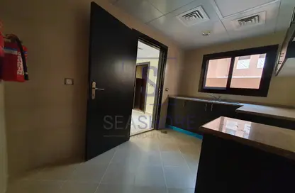 Villa - 2 Bedrooms - 3 Bathrooms for rent in Zone 8 - Hydra Village - Abu Dhabi