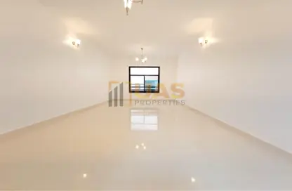 Apartment - 2 Bedrooms - 2 Bathrooms for rent in White Swan Building - Sheikh Zayed Road - Dubai