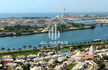 Apartment - 3 Bedrooms - 5 Bathrooms for rent in Crystal Plaza - Al Majaz 1 - Al Majaz - Sharjah