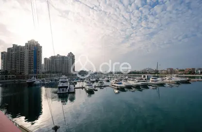 Apartment - 2 Bedrooms - 3 Bathrooms for sale in Diamond - Tiara Residences - Palm Jumeirah - Dubai