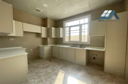 Apartment - 2 Bedrooms - 2 Bathrooms for rent in Madinat Al Riyad - Abu Dhabi