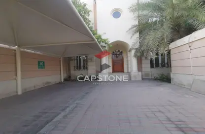 Villa - 6 Bedrooms - 7 Bathrooms for rent in Al Nahyan - Abu Dhabi