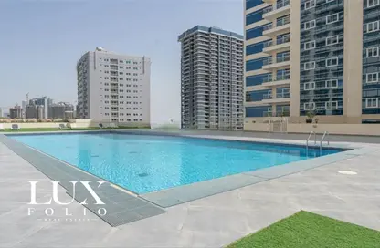 Apartment - 1 Bedroom - 2 Bathrooms for sale in Royal Residence 2 - Royal Residence - Dubai Sports City - Dubai