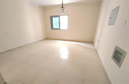 Apartment - 1 Bathroom for rent in Muwaileh 29 Building - Muwaileh - Sharjah