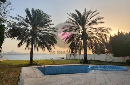 Villa - 4 Bedrooms - 5 Bathrooms for sale in Royal Marina Villas - Marina Village - Abu Dhabi