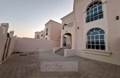 Villa - 5 Bedrooms - 5 Bathrooms for rent in Mohamed Bin Zayed Centre - Mohamed Bin Zayed City - Abu Dhabi