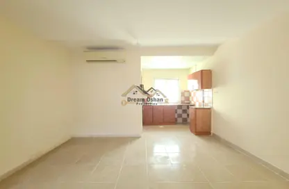 Apartment - Studio - 1 Bathroom for rent in Muwaileh - Sharjah