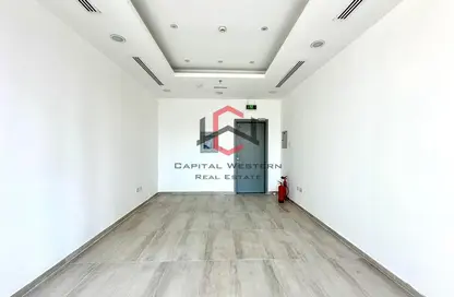 Office Space - Studio for rent in Tamani Art Tower - Business Bay - Dubai