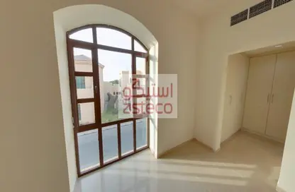 Villa - 5 Bedrooms - 5 Bathrooms for rent in Sas Al Nakheel - Abu Dhabi