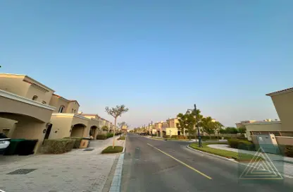 Townhouse - 3 Bedrooms - 4 Bathrooms for sale in Casa Viva - Serena - Dubai