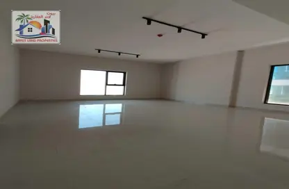 Apartment - 2 Bedrooms - 2 Bathrooms for rent in Gulfa Towers - Al Rashidiya 1 - Al Rashidiya - Ajman