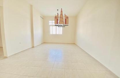 Apartment - 2 Bedrooms - 2 Bathrooms for rent in Muwailih Building - Muwaileh - Sharjah