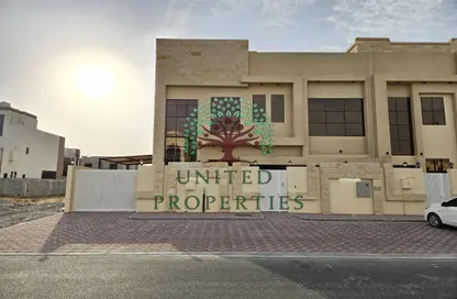 Townhouse - 6 Bedrooms - 7 Bathrooms for rent in Hoshi - Al Badie - Sharjah