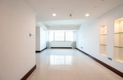 Apartment - 2 Bedrooms - 2 Bathrooms for rent in Jumeirah Living - World Trade Centre Residence - World Trade Center - Dubai