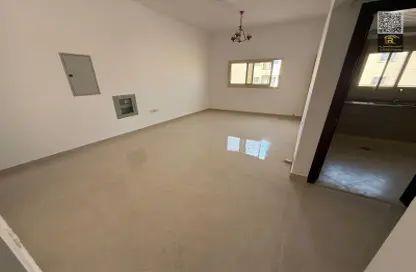 Apartment - 3 Bedrooms - 3 Bathrooms for rent in Al Jurf 2 - Al Jurf - Ajman Downtown - Ajman