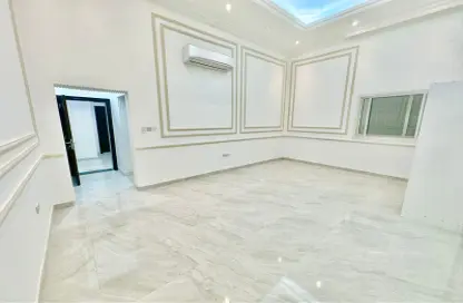 Apartment - 1 Bathroom for rent in Al Shamkha - Abu Dhabi