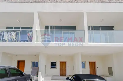 Townhouse - 2 Bedrooms - 3 Bathrooms for rent in Rukan 3 - Rukan - Dubai