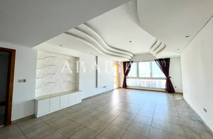 Apartment - 2 Bedrooms - 3 Bathrooms for sale in Marina Residences 4 - Marina Residences - Palm Jumeirah - Dubai