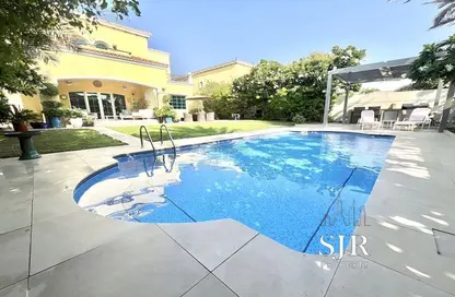 Villa - 4 Bedrooms - 4 Bathrooms for sale in Legacy - Jumeirah Park - Dubai