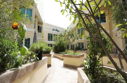 Apartment - 2 Bedrooms - 3 Bathrooms for rent in La Plage Complex - Jumeira Beach Road - Jumeirah - Dubai