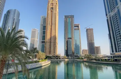 Apartment - 1 Bedroom - 1 Bathroom for rent in Goldcrest Executive - JLT Cluster C - Jumeirah Lake Towers - Dubai