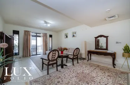 Apartment - 2 Bedrooms - 3 Bathrooms for sale in Yansoon 4 - Yansoon - Old Town - Dubai