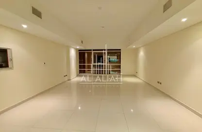 Apartment - 3 Bedrooms - 4 Bathrooms for rent in Al Marasy - Al Bateen - Abu Dhabi