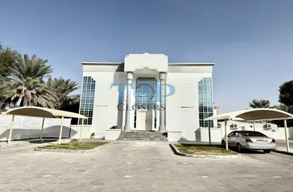 Villa - 5 Bedrooms - 6 Bathrooms for rent in Al Mnaizlah - Falaj Hazzaa - Al Ain