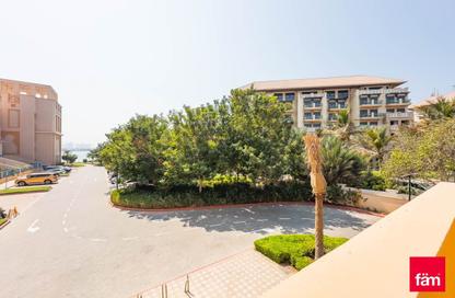 Apartment - 3 Bedrooms - 5 Bathrooms for rent in Sarai Apartments - Palm Jumeirah - Dubai