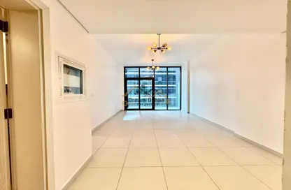 Apartment - 1 Bedroom - 2 Bathrooms for rent in Azurite Tower - Al Jaddaf - Dubai