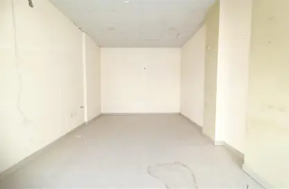 Shop - Studio for rent in Fire Station Road - Muwaileh - Sharjah