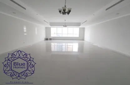 Apartment - 4 Bedrooms - 5 Bathrooms for rent in Danat Al Khan Tower - Al Khan Lagoon - Al Khan - Sharjah