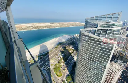 Apartment - 3 Bedrooms - 5 Bathrooms for rent in Landmark Tower - Corniche Road - Abu Dhabi