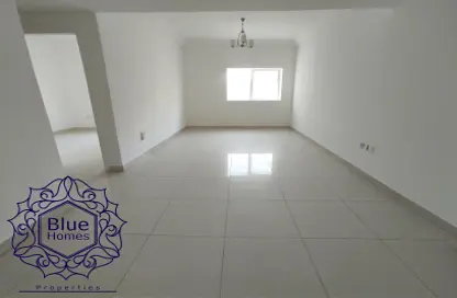 Apartment - 1 Bedroom - 2 Bathrooms for rent in Al Khan Corniche - Al Khan - Sharjah