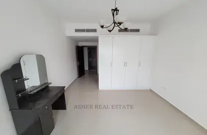 Apartment - 1 Bedroom - 2 Bathrooms for rent in Dar Al Majaz - Jamal Abdul Nasser Street - Al Majaz - Sharjah