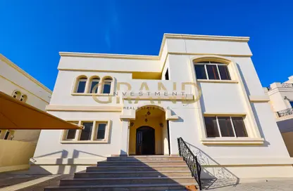 Villa - 4 Bedrooms - 6 Bathrooms for rent in Khalifa City A - Khalifa City - Abu Dhabi