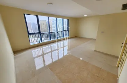 Apartment - 3 Bedrooms - 4 Bathrooms for rent in Tourist Club Area - Abu Dhabi